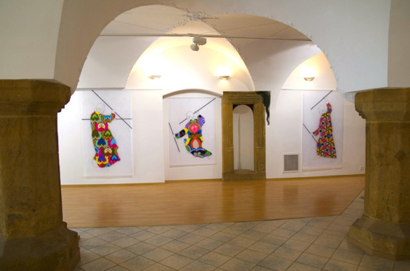 https://sistema.mirunadragan.com/files/gimgs/th-14_4installation_view.jpg