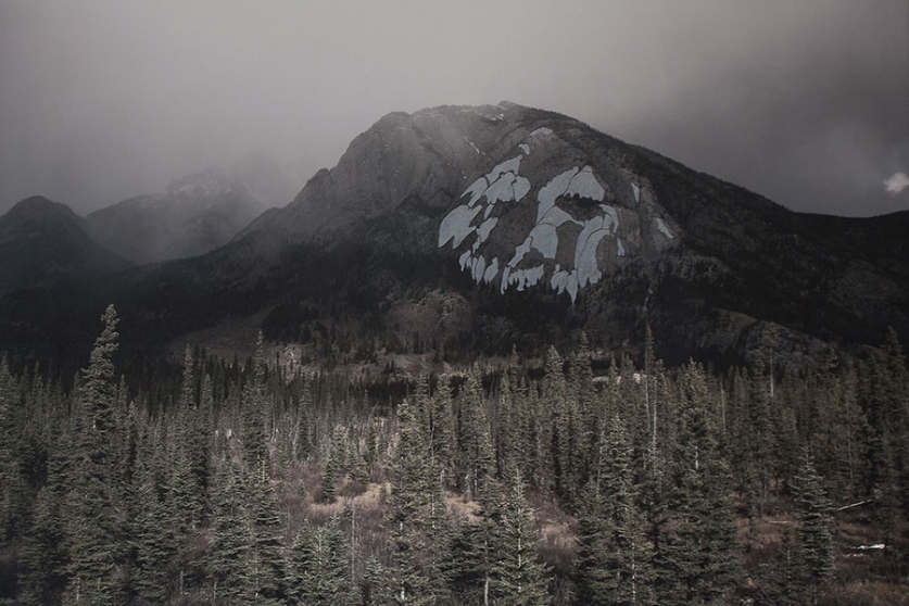 https://sistema.mirunadragan.com/files/gimgs/th-12_Dragan08_TheMountainsAreMirrors3-web.jpg
